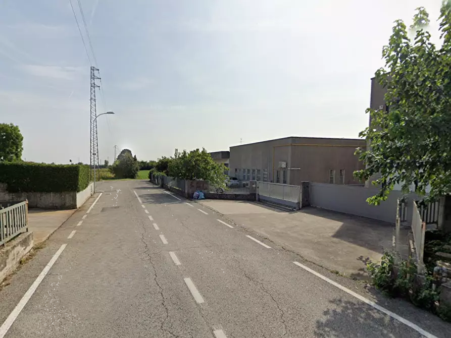 Immagine 9 di Capannone industriale in vendita  in Via Aspromonte a Schio