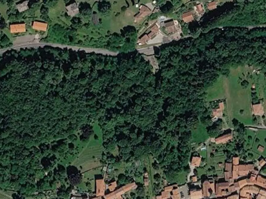 Immagine 12 di Porzione di casa in vendita  in via pasubio a Castelveccana