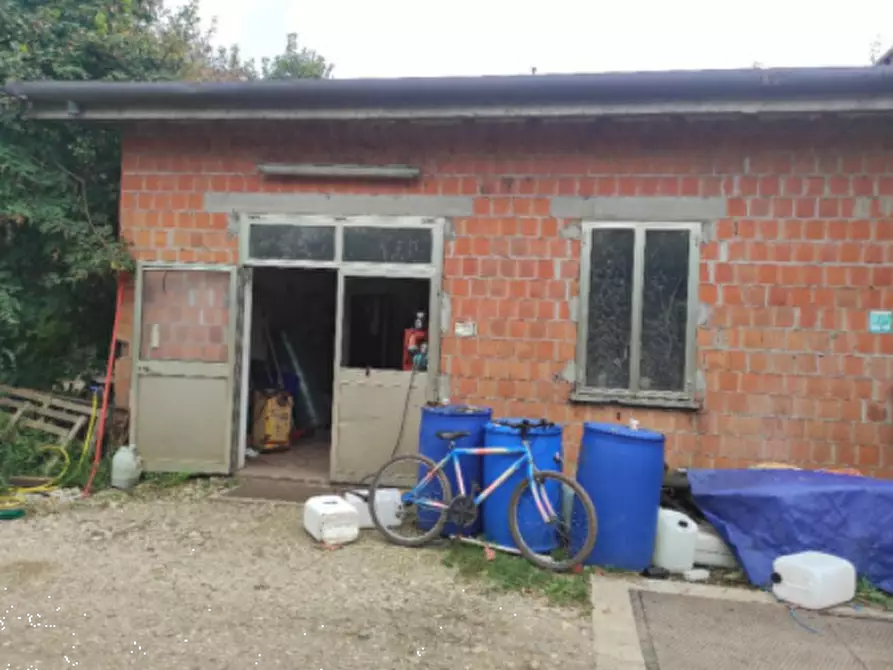 Immagine 10 di Rustico / casale in vendita  in Via Campagna a Istrana