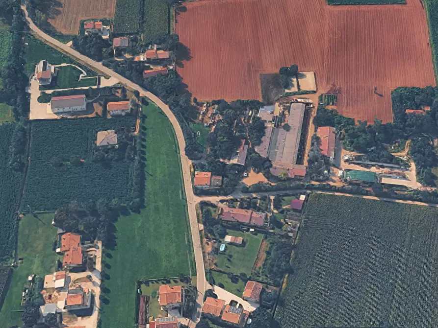 Immagine 14 di Rustico / casale in vendita  in Via Campagna a Istrana