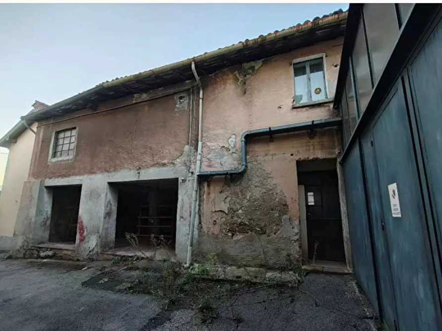 Immagine 6 di Capannone industriale in vendita  in Via Niccolò Tommaseo a Erba