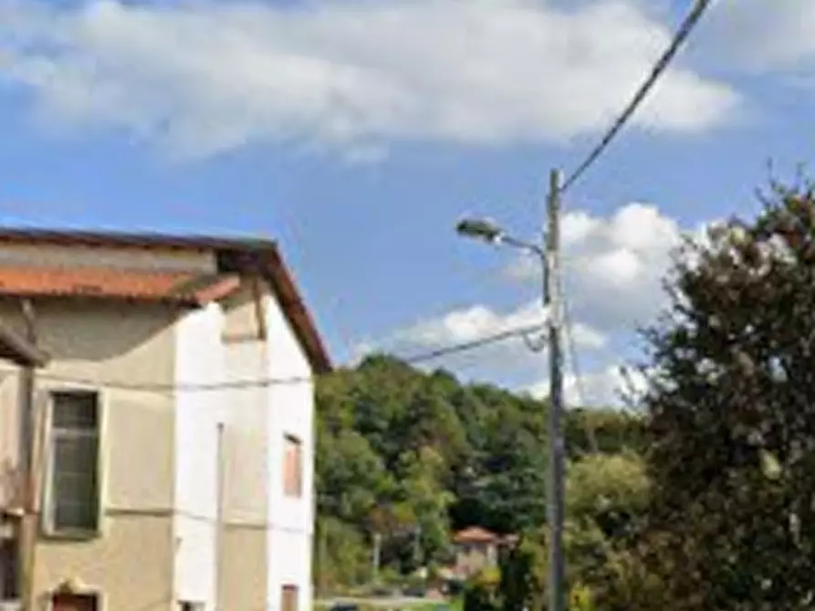 Immagine 16 di Capannone industriale in vendita  in Via Niccolò Tommaseo a Erba