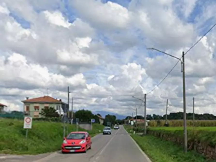 Immagine 2 di Appartamento in vendita  in Via Cristoforo Colombo a Appiano Gentile