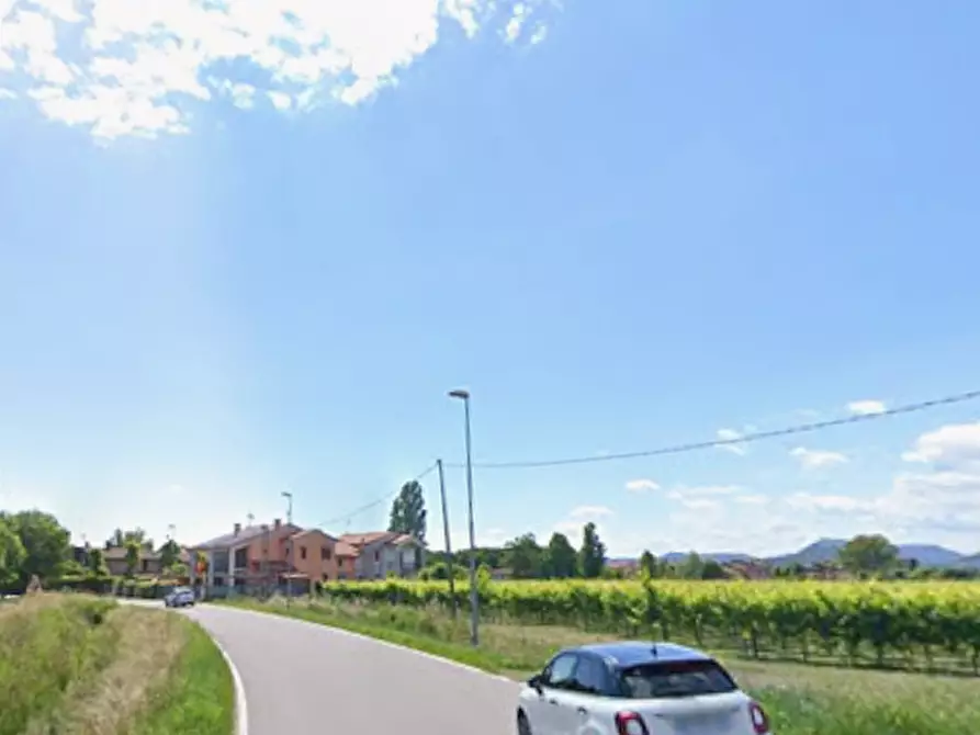 Immagine 11 di Negozio in vendita  in Via Da Rio a Due Carrare
