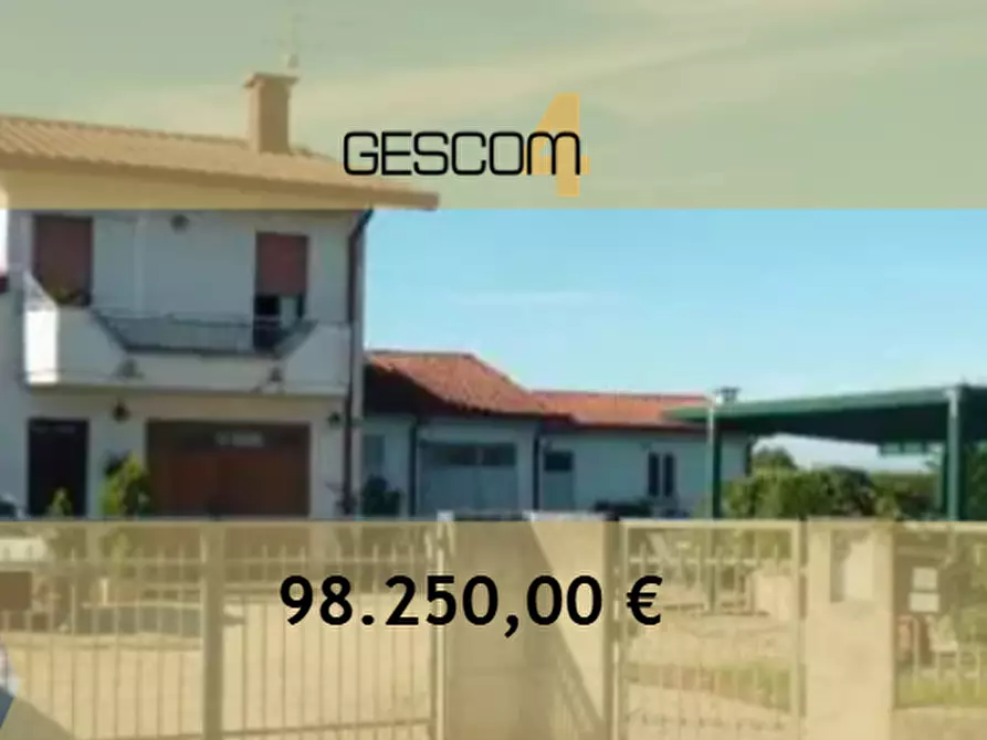 Immagine 1 di Porzione di casa in vendita  in Via Caseggiato a Boschi Sant'anna