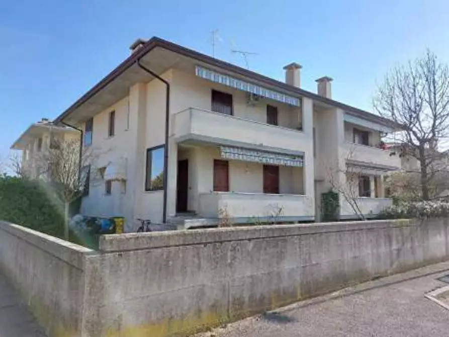 Immagine 2 di Appartamento in vendita  in via Michelangelo Buonarroti a Cordignano