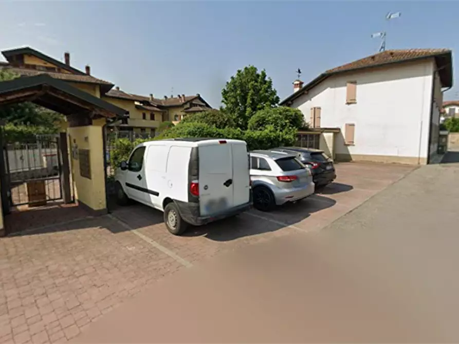 Immagine 4 di Appartamento in vendita  in via dell’Olmo a Lodi