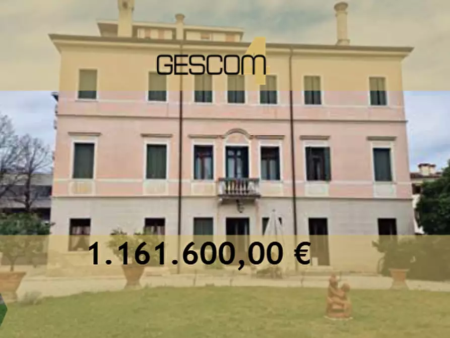 Immagine 1 di Villa in vendita  in Corso Giuseppe Mazzini a Montebelluna