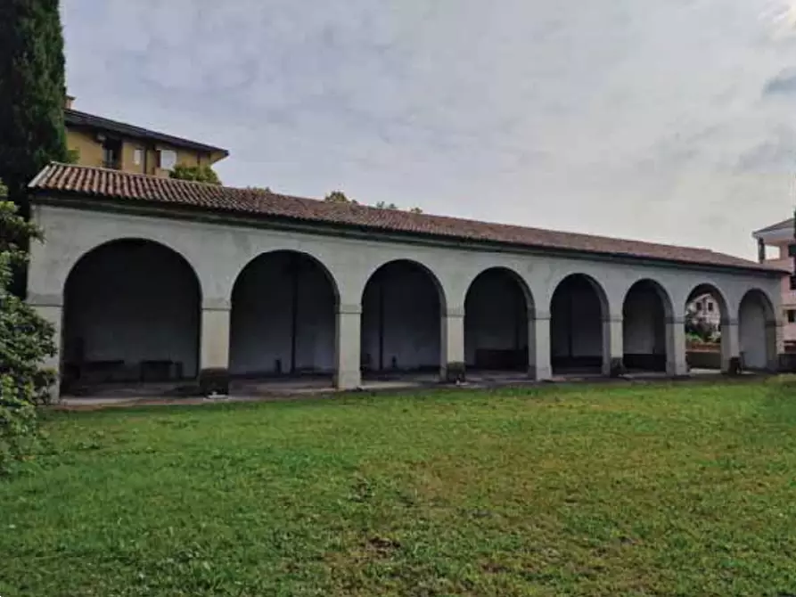 Immagine 19 di Villa in vendita  in Corso Giuseppe Mazzini a Montebelluna