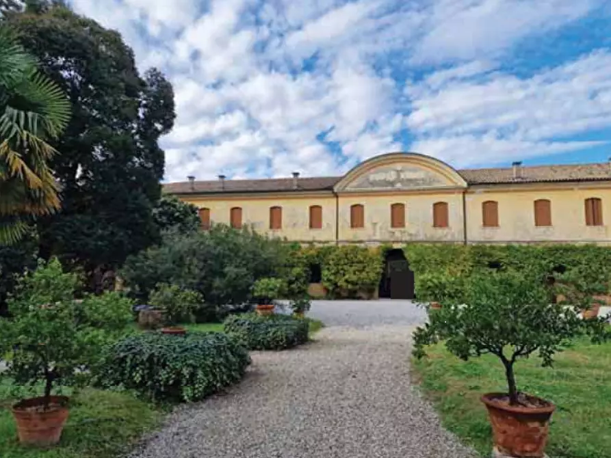 Immagine 38 di Villa in vendita  in Corso Giuseppe Mazzini a Montebelluna