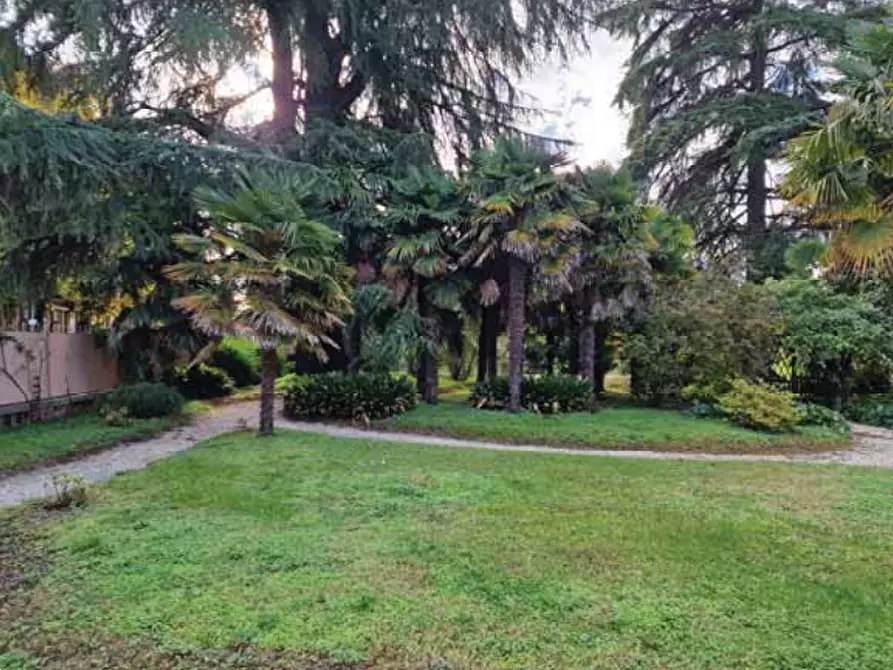 Immagine 39 di Villa in vendita  in Corso Giuseppe Mazzini a Montebelluna
