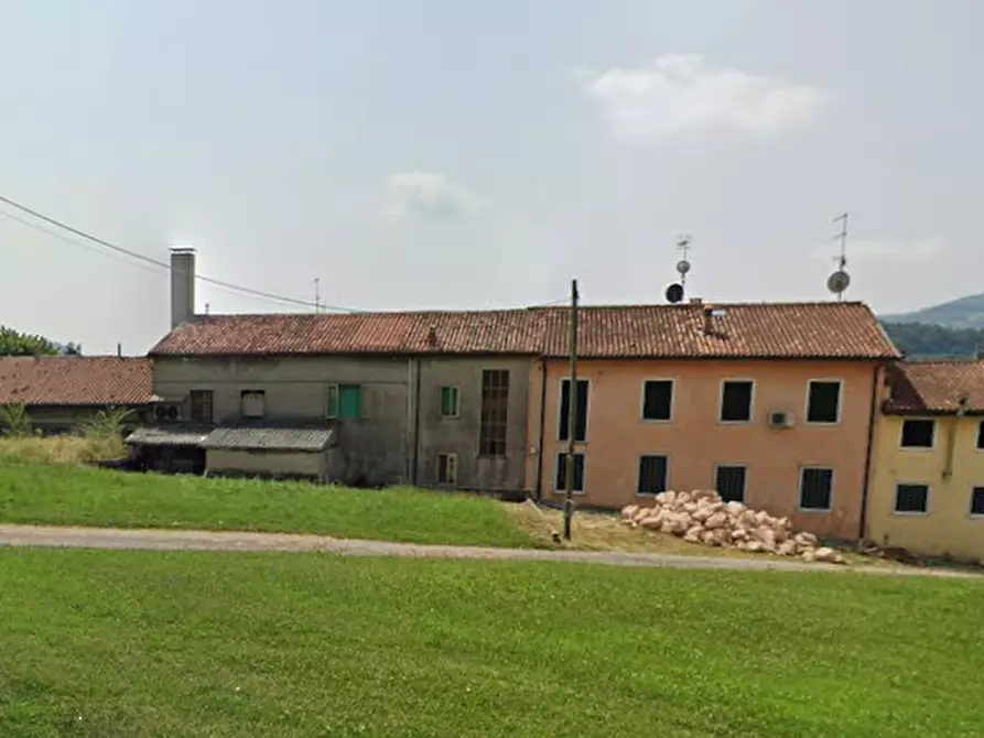 Immagine 6 di Porzione di casa in vendita  in Via Mainenti a Vestenanova
