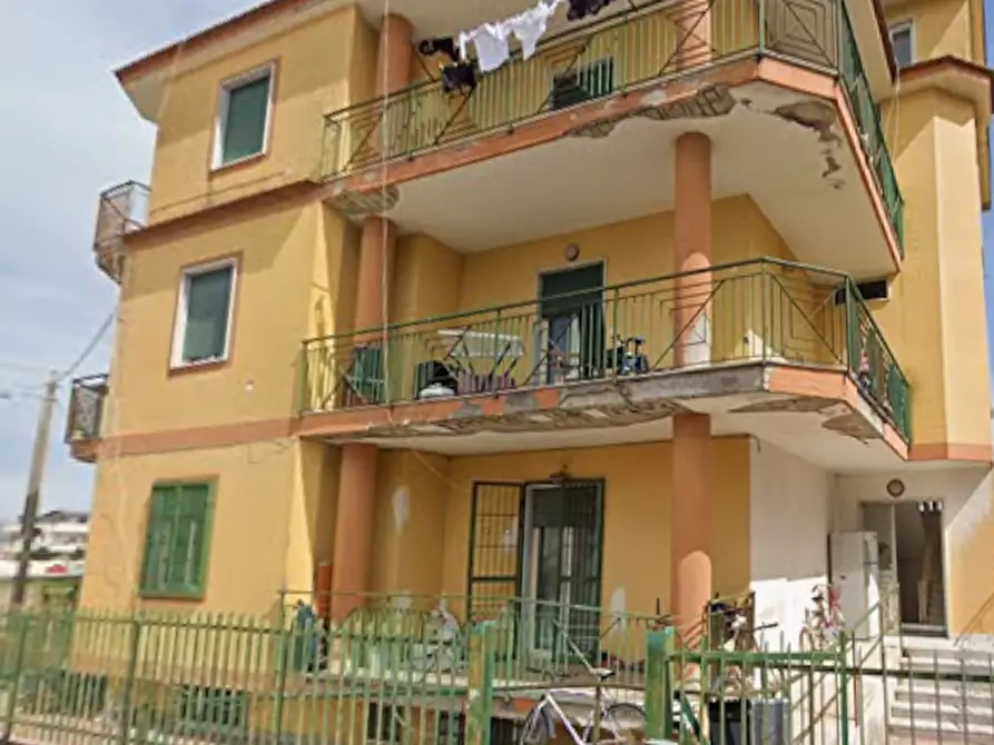 Immagine 11 di Appartamento in vendita  in Via Caltanissetta a Castel Volturno