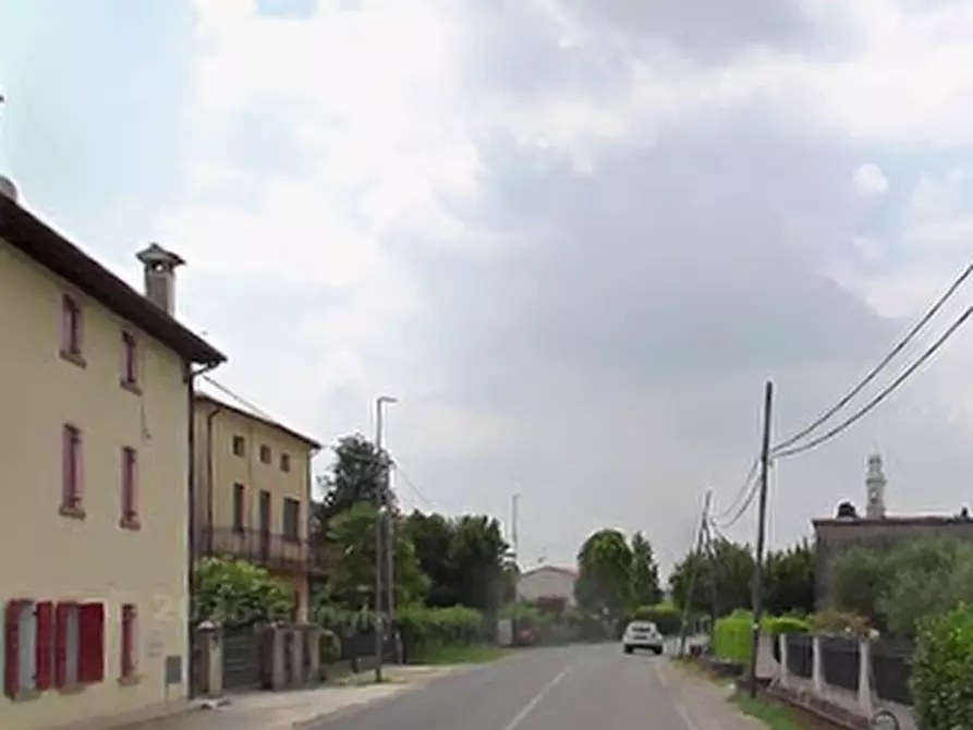 Immagine 2 di Porzione di casa in vendita  in Via Francesco Baracca a Crocetta Del Montello