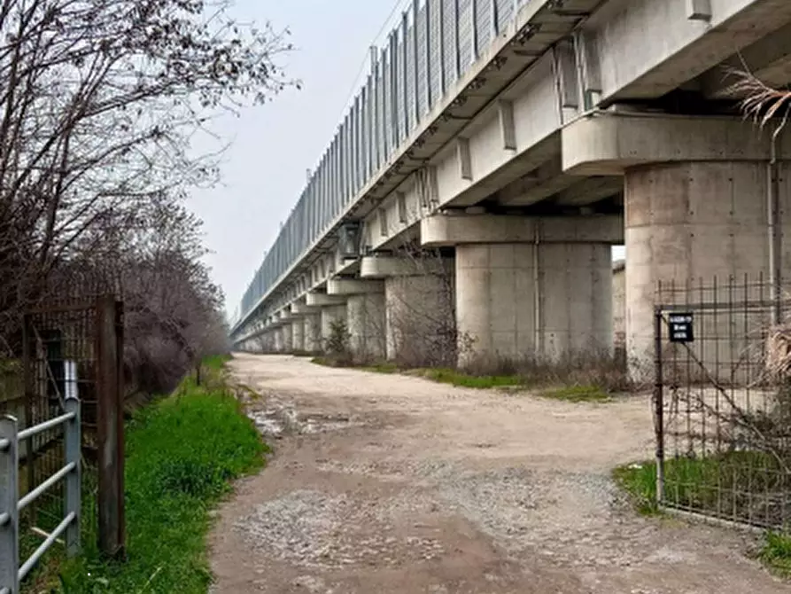 Immagine 2 di Terreno agricolo in vendita  in via Alessandro Tassoni a Bologna