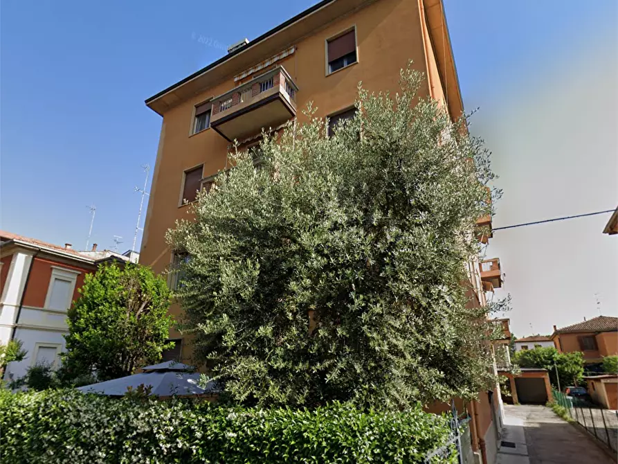 Immagine 4 di Appartamento in vendita  in Via Dionisio Calvart a Bologna