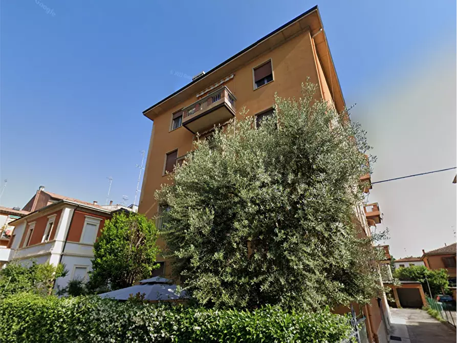 Immagine 11 di Appartamento in vendita  in Via Dionisio Calvart a Bologna