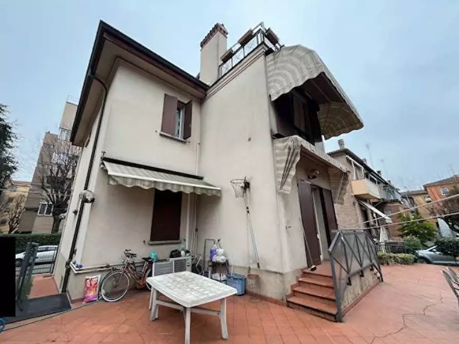 Immagine 3 di Appartamento in vendita  in Via Andrea da Faenza a Bologna