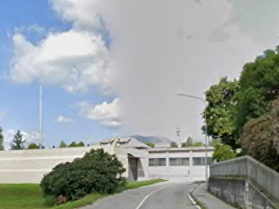 Immagine 12 di Villa in vendita  in Via Leonardo da Vinci a Costa Masnaga