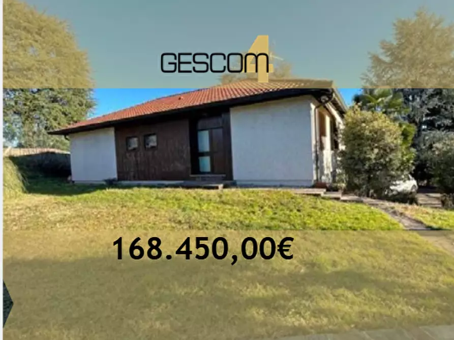 Immagine 1 di Villa in vendita  in Via Leonardo da Vinci a Costa Masnaga