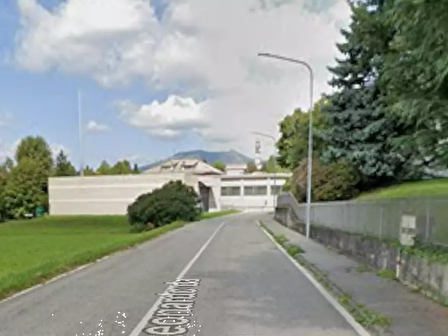 Immagine 11 di Villa in vendita  in Via Leonardo da Vinci a Costa Masnaga
