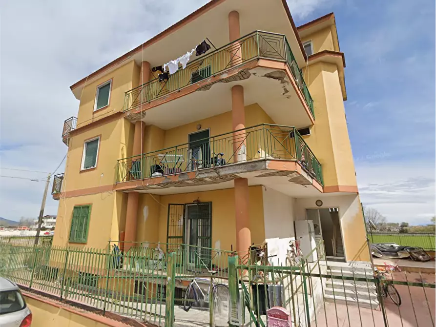 Immagine 4 di Appartamento in vendita  in Via Caltanissetta a Castel Volturno