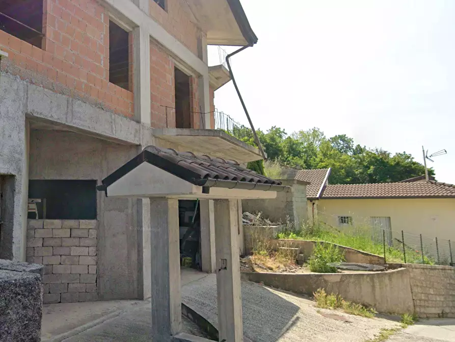 Immagine 6 di Stabile in vendita  in Via Fiume a Castelpetroso