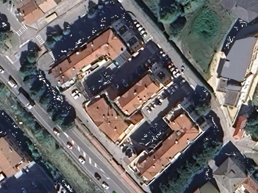 Immagine 8 di Negozio in vendita  in Piazzale Mario Rumor a Chiampo