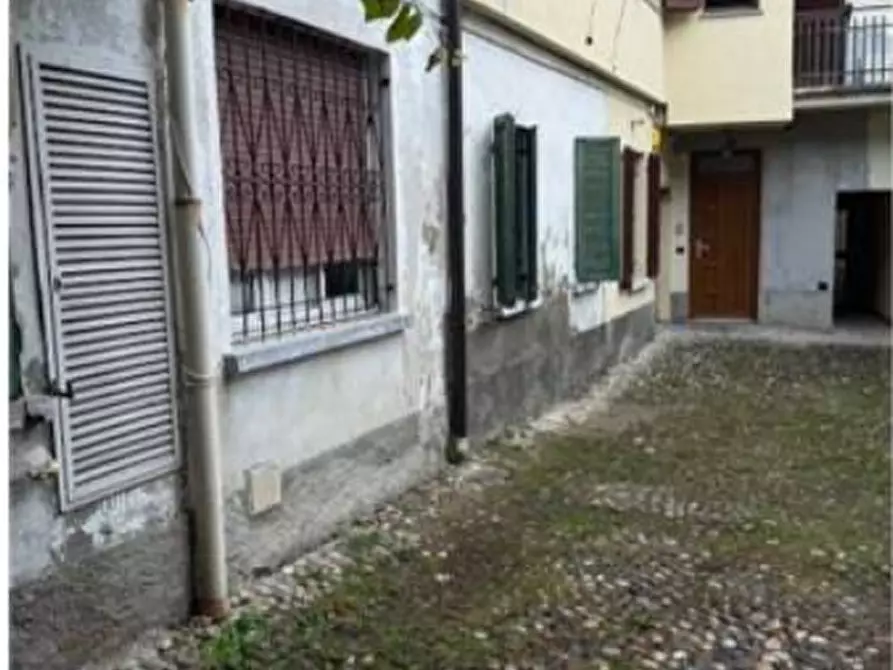 Immagine 2 di Appartamento in vendita  in Via XXV Aprile a Paderno D'adda