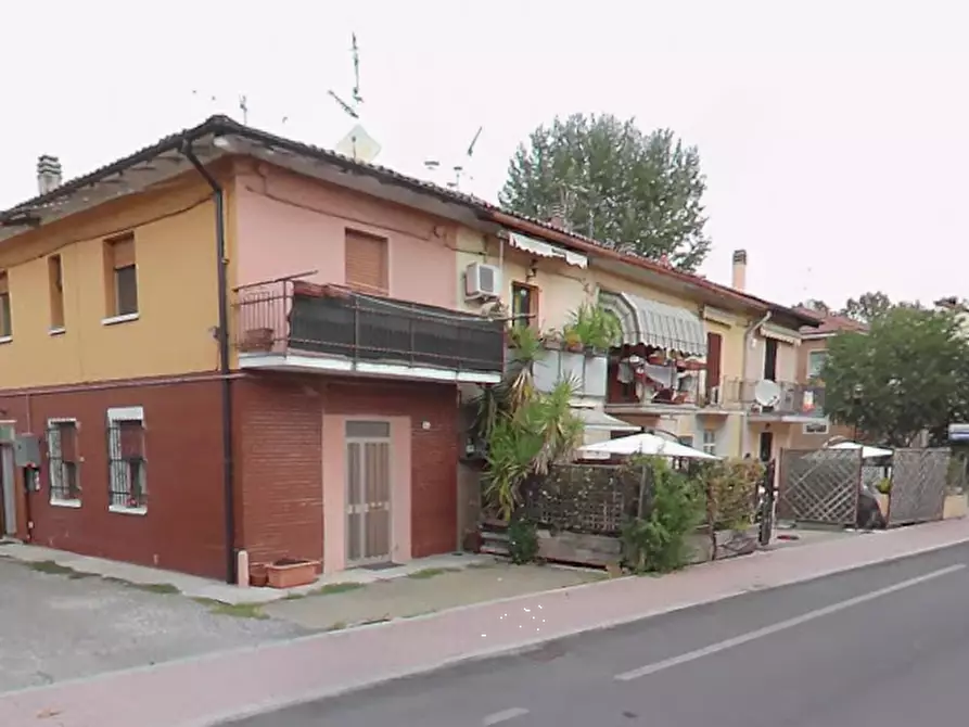 Immagine 6 di Appartamento in vendita  in Via della Pace a Sala Bolognese