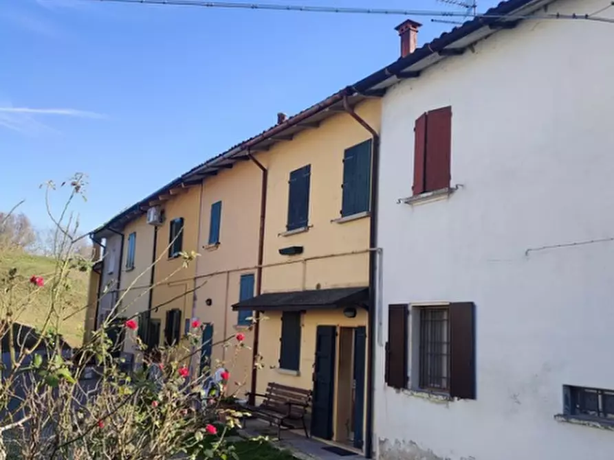 Immagine 2 di Appartamento in vendita  in Via Confine Inferiore a Molinella