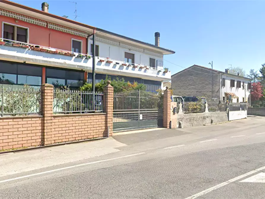 Immagine 5 di Laboratorio in vendita  in Piazza della Repubblica a Zevio