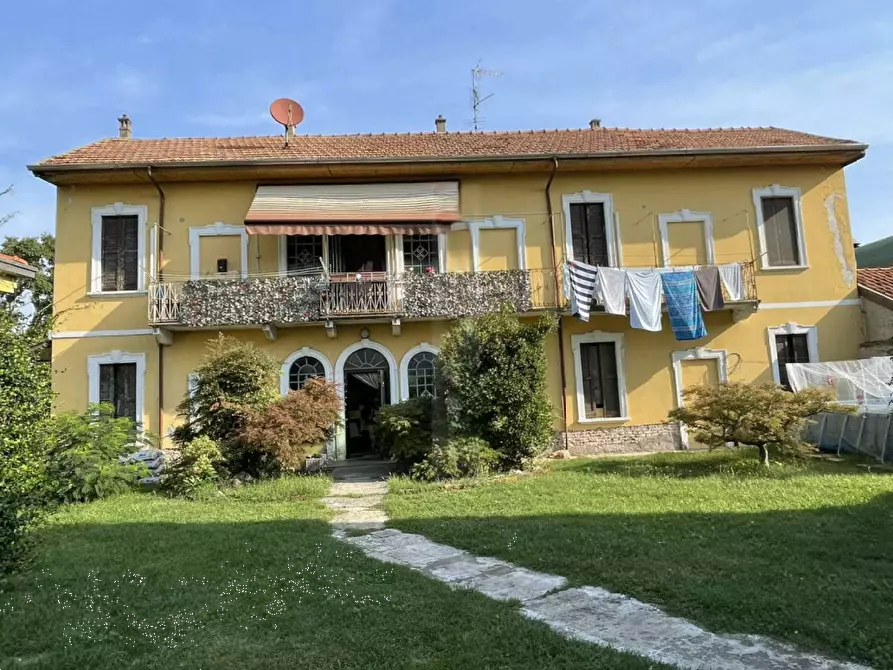 Immagine 4 di Villa in vendita  in Via Marconi a Magnago