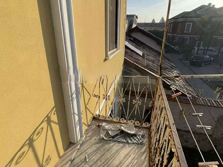 Immagine 19 di Villa in vendita  in Via Marconi a Magnago