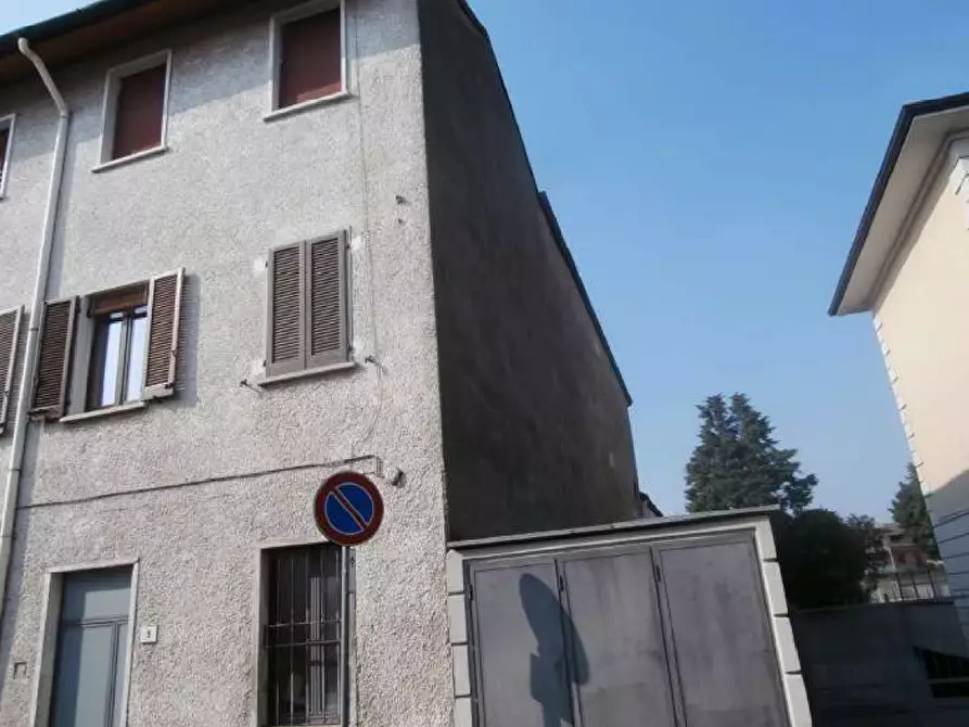 Immagine 2 di Appartamento in vendita  in Via Nazario Sauro a Busto Garolfo