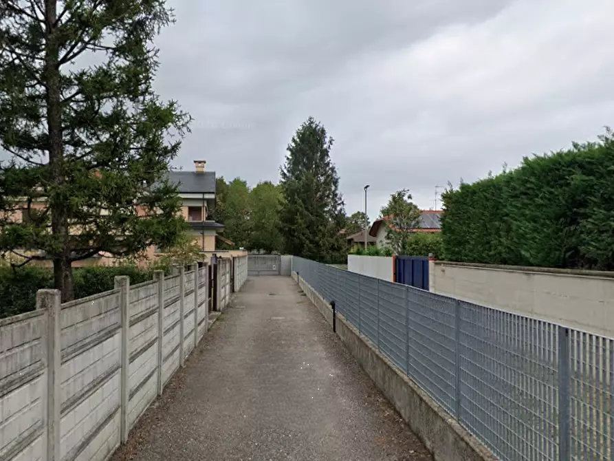 Immagine 8 di Appartamento in vendita  in Via Ragazzi del '99 a San Giorgio Su Legnano