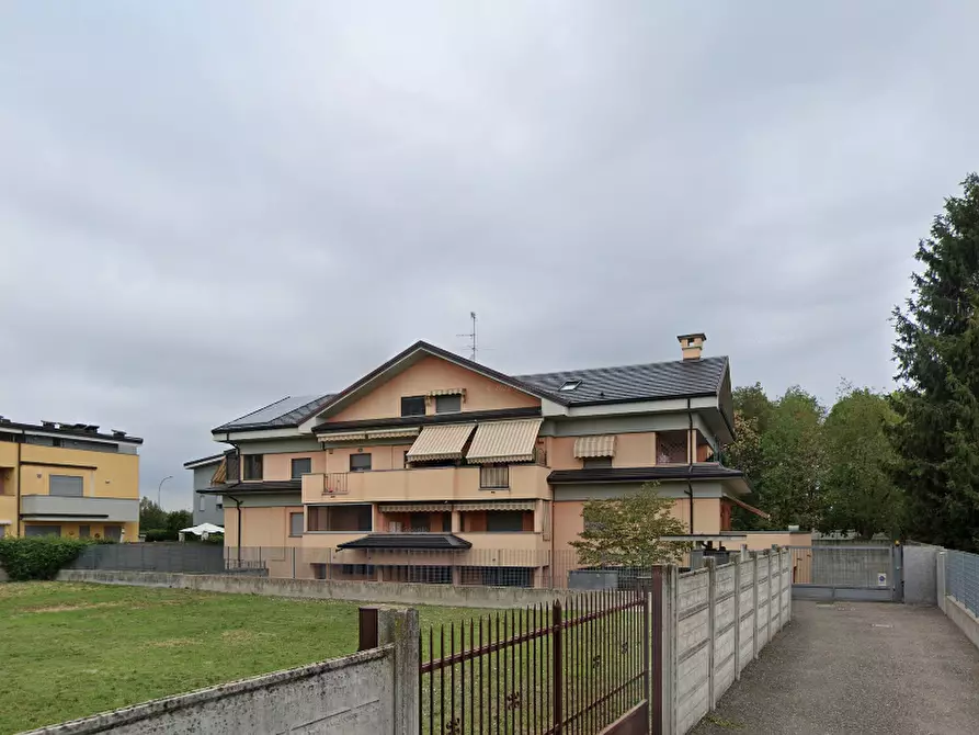 Immagine 9 di Appartamento in vendita  in Via Ragazzi del '99 a San Giorgio Su Legnano