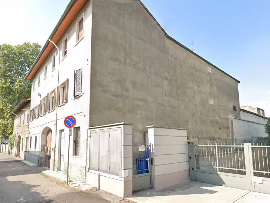 Immagine 9 di Appartamento in vendita  in Via Nazario Sauro a Busto Garolfo