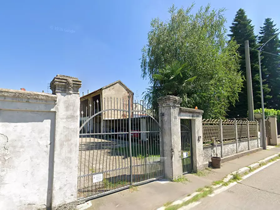 Immagine 16 di Villa in vendita  in Via Marconi a Magnago