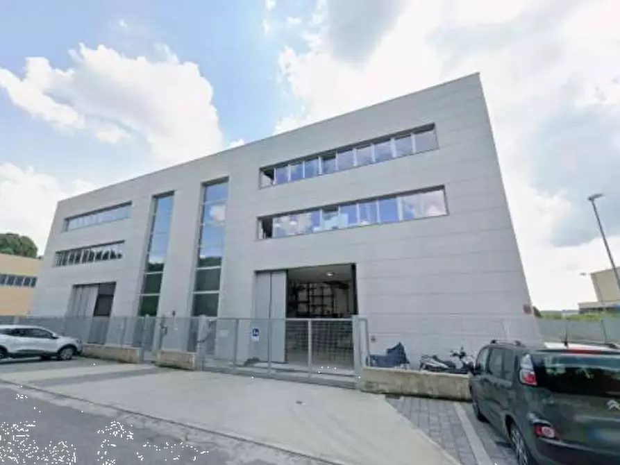 Immagine 5 di Capannone industriale in vendita  in Via A. Parravicini a Albavilla