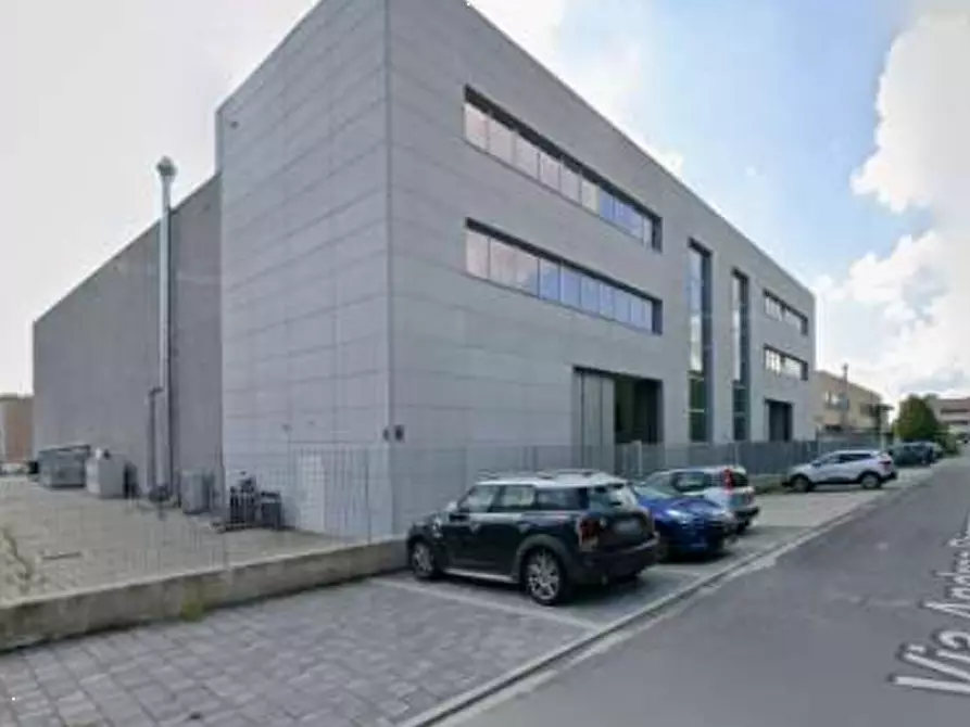Immagine 6 di Capannone industriale in vendita  in Via A. Parravicini a Albavilla