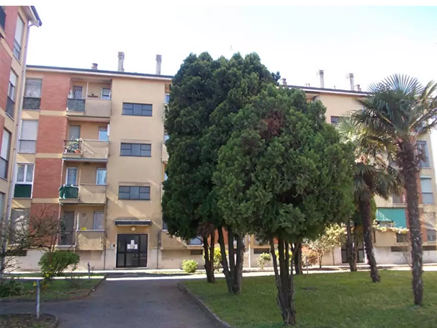 Immagine 2 di Appartamento in vendita  in Via Madonna del Salvatore a Vittuone