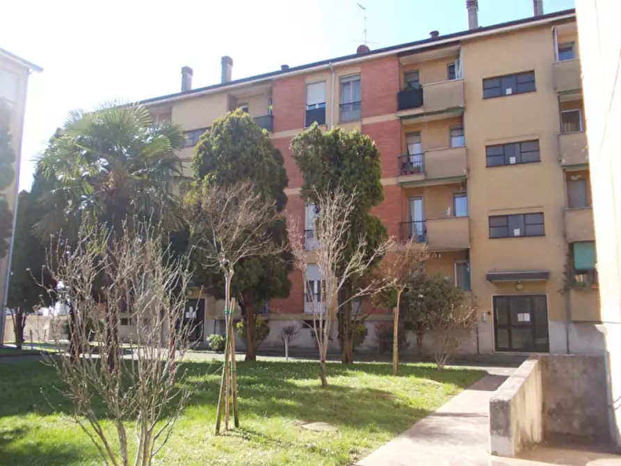 Immagine 4 di Appartamento in vendita  in Via Madonna del Salvatore a Vittuone