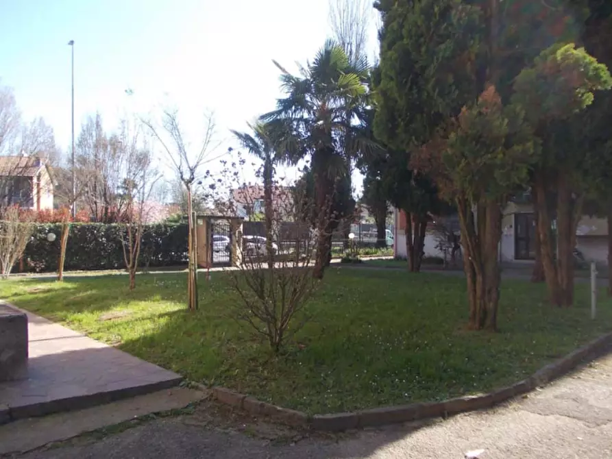 Immagine 5 di Appartamento in vendita  in Via Madonna del Salvatore a Vittuone