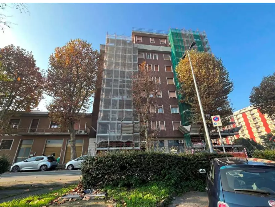 Immagine 4 di Appartamento in vendita  in via Vittorio Veneto a Melegnano