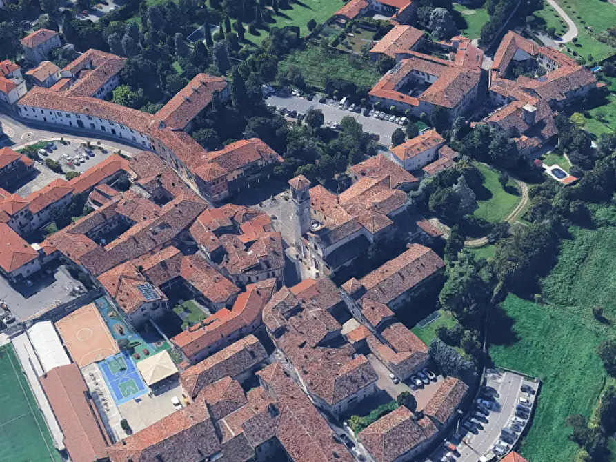 Immagine 5 di Negozio in vendita  in Piazza S. Giorgio a Cellatica