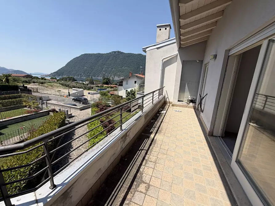 Immagine 4 di Appartamento in vendita  in Via Conche a Sale Marasino