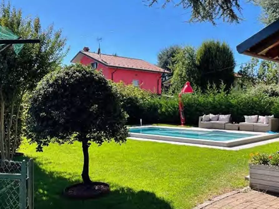 Immagine 6 di Appartamento in vendita  in Vicolo delle Rose a Robbiate