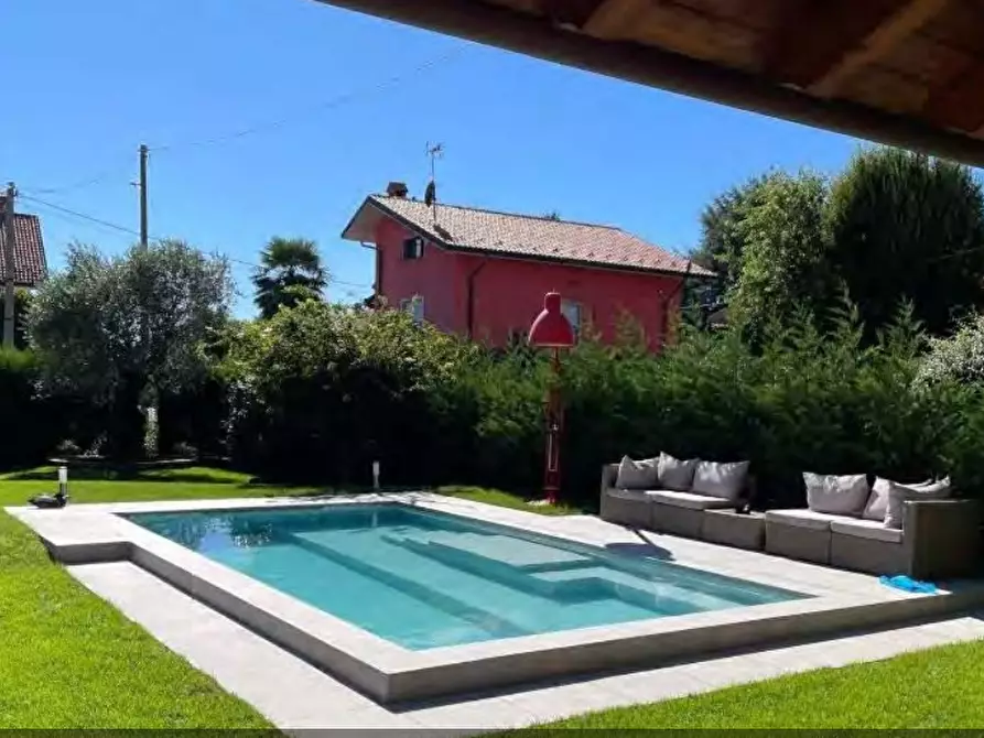 Immagine 7 di Appartamento in vendita  in Vicolo delle Rose a Robbiate