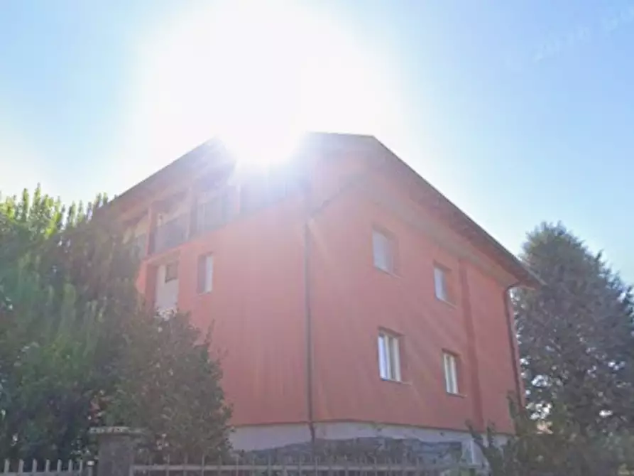 Immagine 11 di Appartamento in vendita  in Vicolo delle Rose a Robbiate